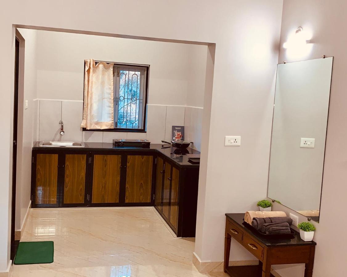 Stan-Inn, North Goa, Vagator, With Strong Wifi,Free Private Parking & Kitchen, Can Cook Where You Stay Extérieur photo